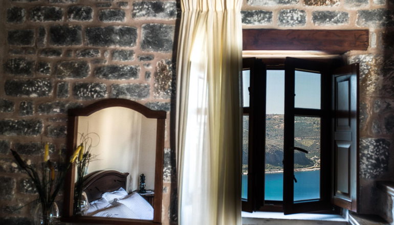 Akrolithi Guesthouse - Οίτυλο, Μάνη