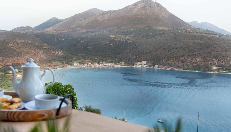 Akrolithi Guesthouse - Οίτυλο, Μάνη