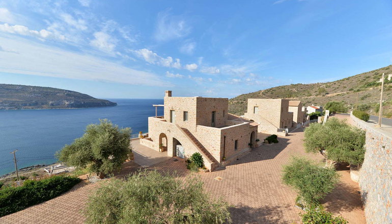 Akrolithi Guesthouse - Οίτυλο, Μάνη