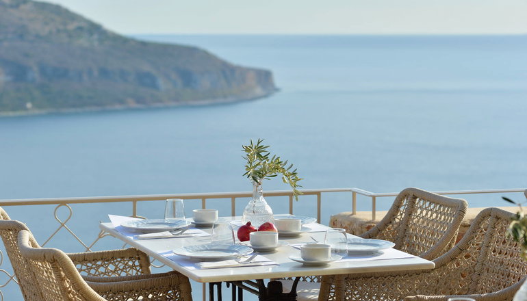 Akrolithi Guesthouse - Οίτυλο, Μάνη