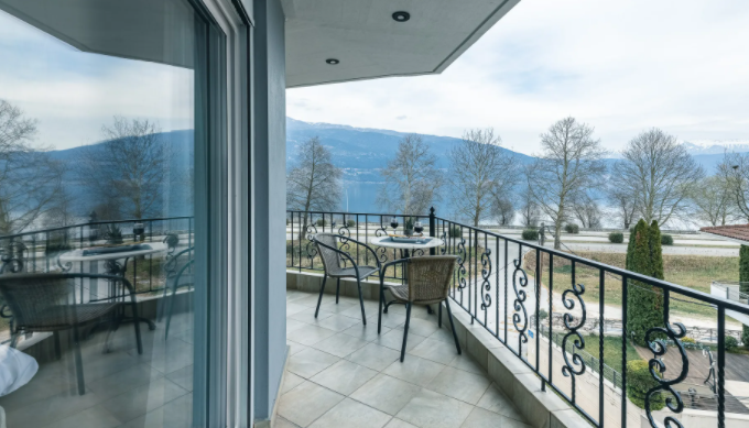 Akti Hotel
