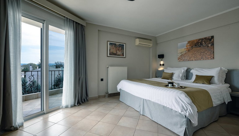 Akti Hotel