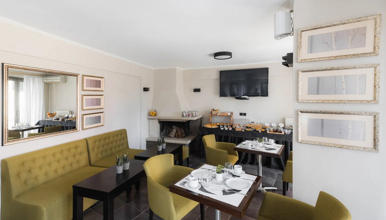 Akti Hotel