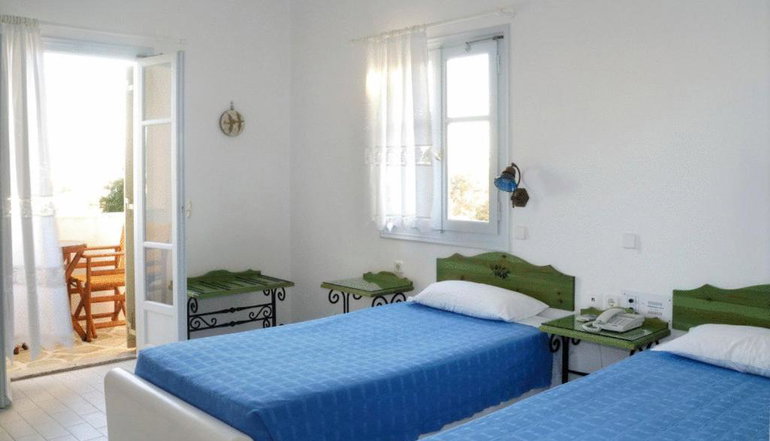 Albatross Hotel