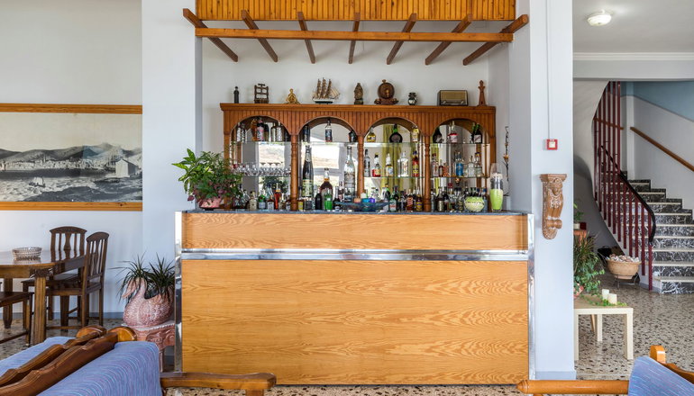 Alexandra Hotel - Μέγας Γιαλός, Σύρος