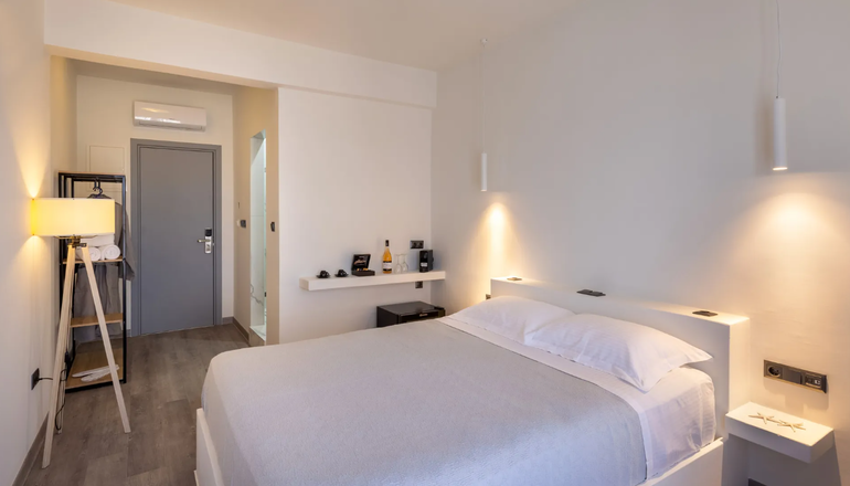 Alexandra Hotel - Μέγας Γιαλός, Σύρος