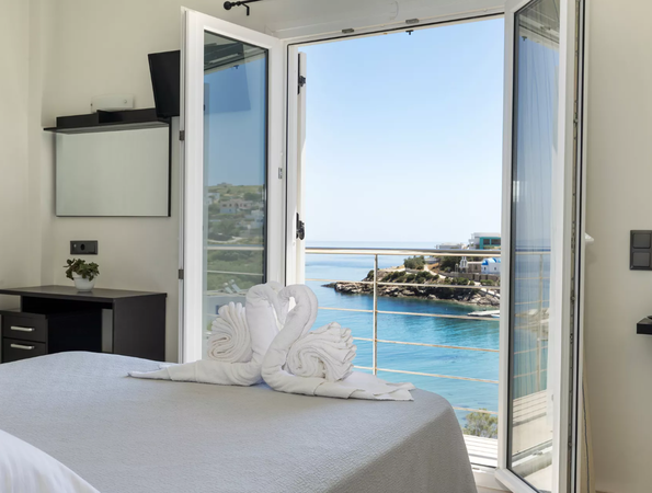 Alexandra Hotel - Μέγας Γιαλός, Σύρος
