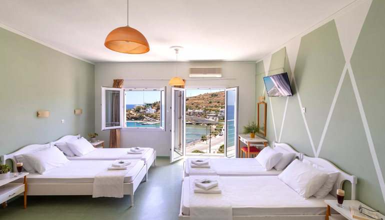 Alexandra Hotel - Μέγας Γιαλός, Σύρος