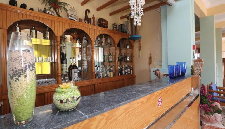 Alexandra Hotel - Μέγας Γιαλός, Σύρος