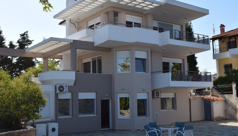 Alexina Sea View Villa