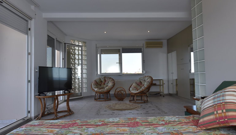 Alexina Sea View Villa