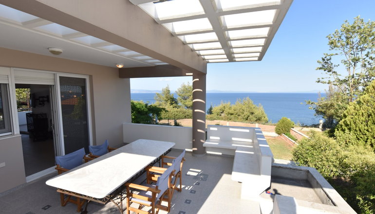Alexina Sea View Villa