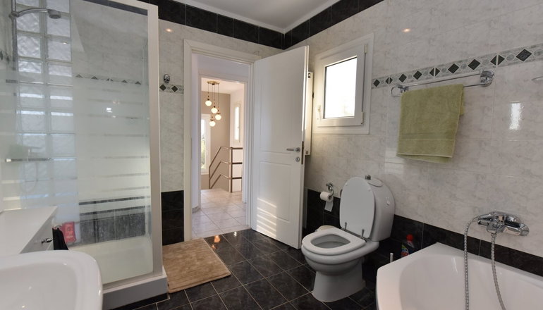 Alexina Sea View Villa