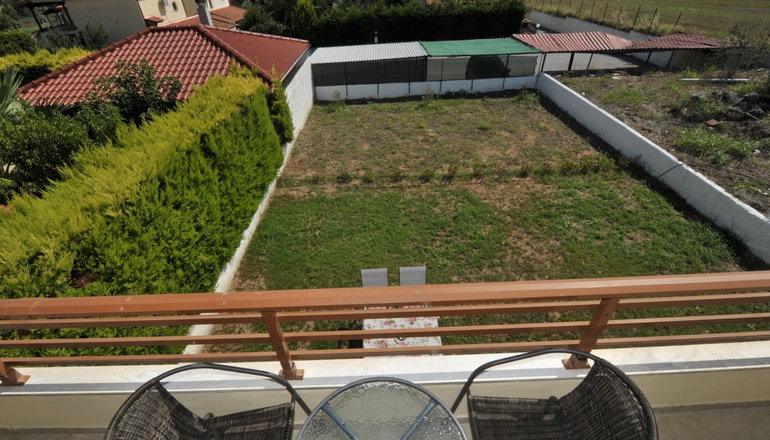 Pery's Maisonette