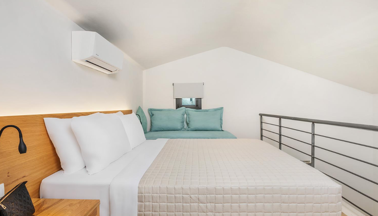 AlexMare Suites