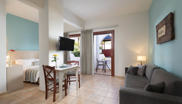 Alianthos Garden Hotel