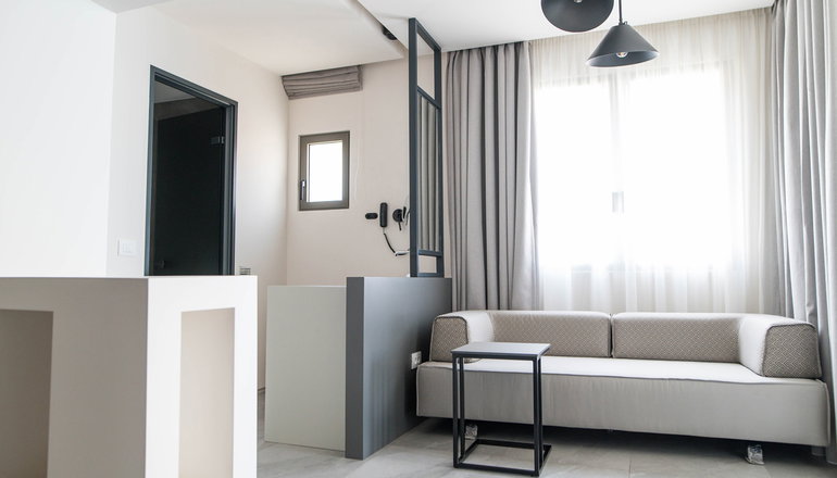 4* Alissachni Seaside Hotel - Μαύρα Λιθάρια, Κόρινθος