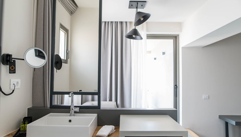4* Alissachni Seaside Hotel - Μαύρα Λιθάρια, Κόρινθος