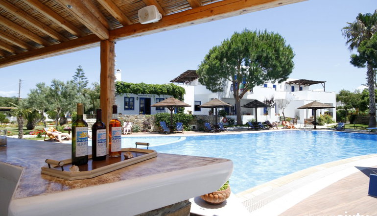 Alkyoni Beach Hotel
