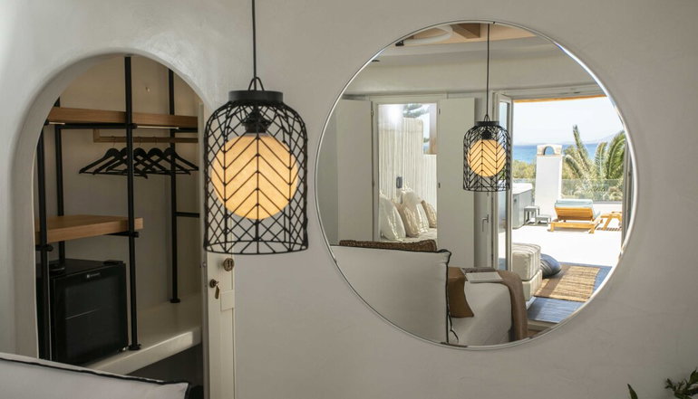 Alkyoni Beach Hotel