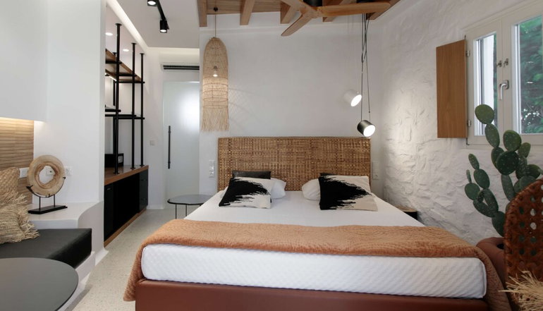 Alkyoni Beach Hotel