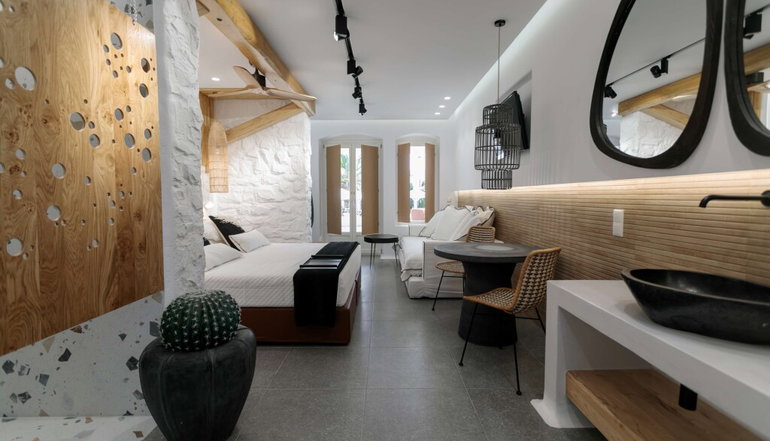 Alkyoni Beach Hotel