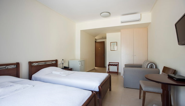 4* Almiriki Chios Rooms & Apartments - Λιθί, Χίος