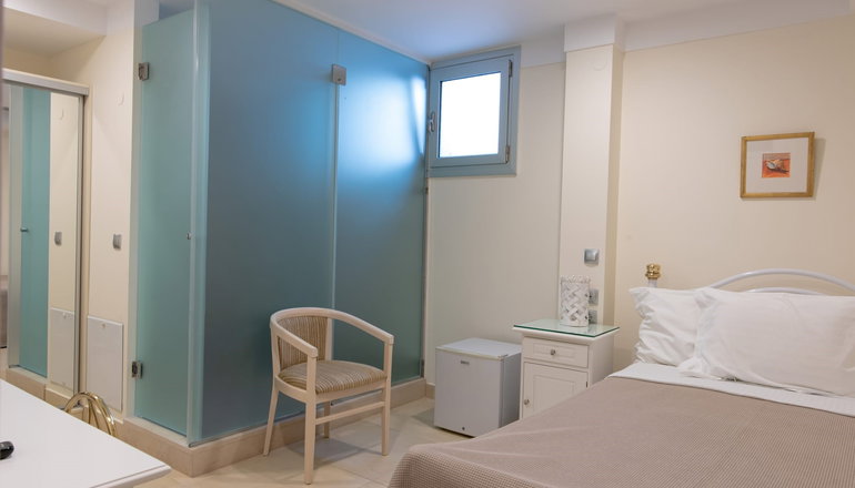 4* Almiriki Chios Rooms & Apartments - Λιθί, Χίος