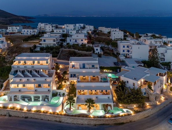 Aloni Hotel - Πίσω Λιβάδι, Πάρος