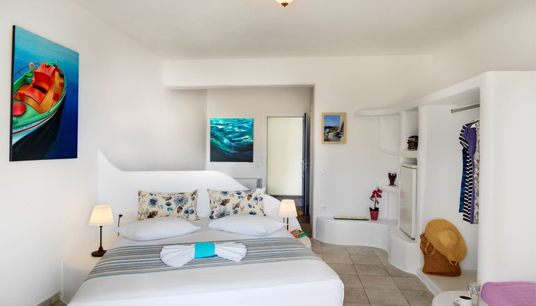 Aloni Hotel - Πίσω Λιβάδι, Πάρος