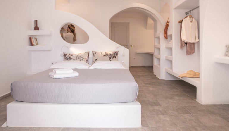Aloni Hotel - Πίσω Λιβάδι, Πάρος