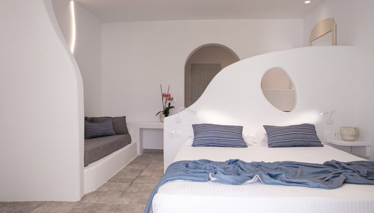 Aloni Hotel - Πίσω Λιβάδι, Πάρος
