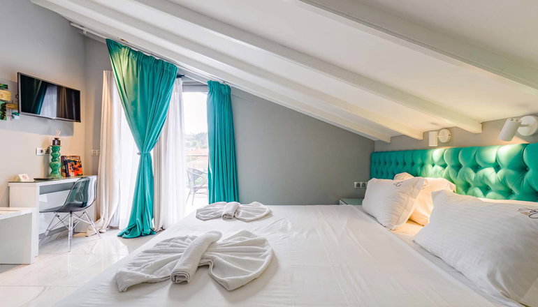 Alpha Luxury Suites