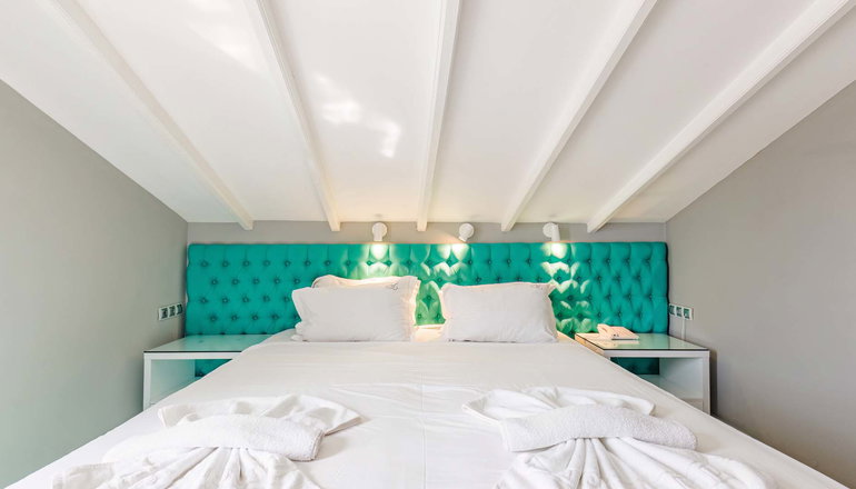 Alpha Luxury Suites