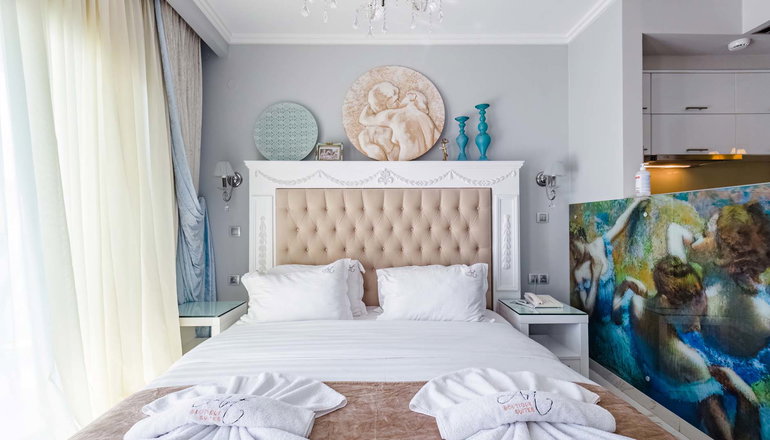 Alpha Luxury Suites