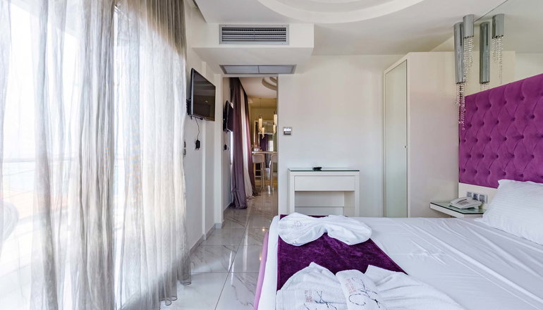 Alpha Luxury Suites