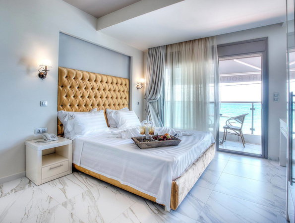 Alpha Luxury Suites