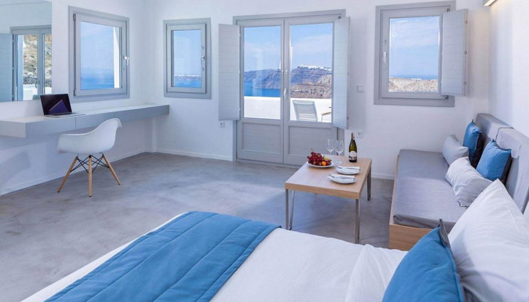 5* Alti Suites Santorini