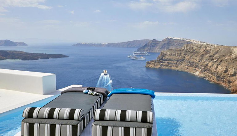 5* Alti Suites Santorini