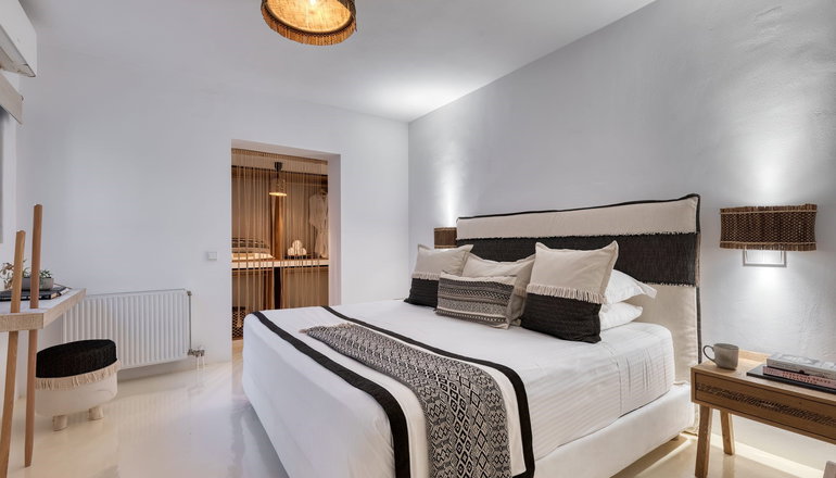 Amalgam Homes Paros