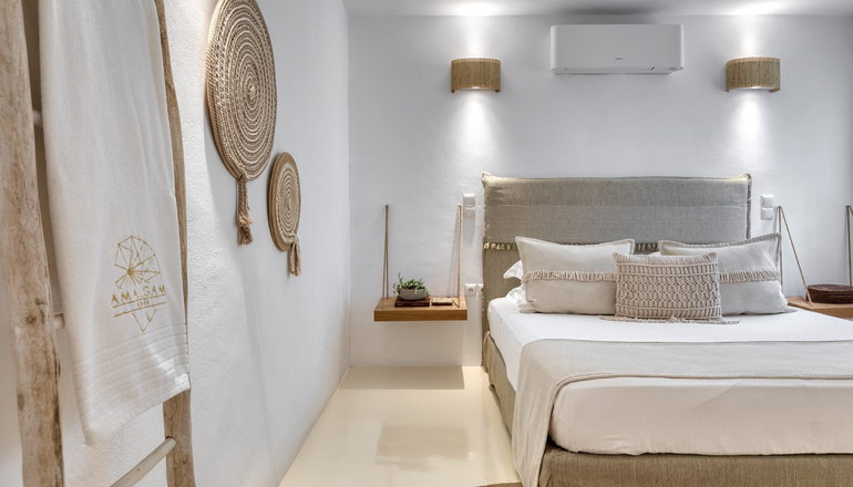 Amalgam Homes Paros