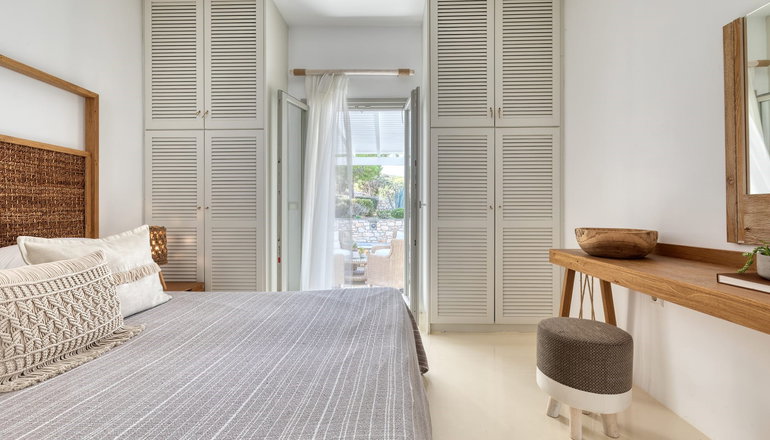 Amalgam Homes Paros