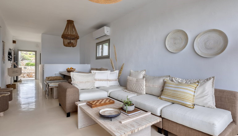 Amalgam Homes Paros