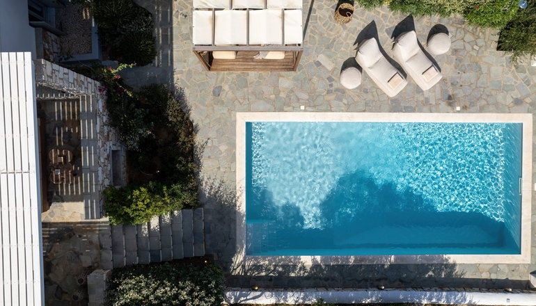 Amalgam Homes Paros