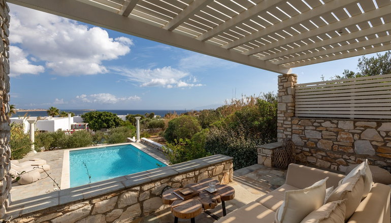 Amalgam Homes Paros