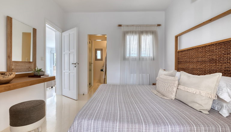 Amalgam Homes Paros