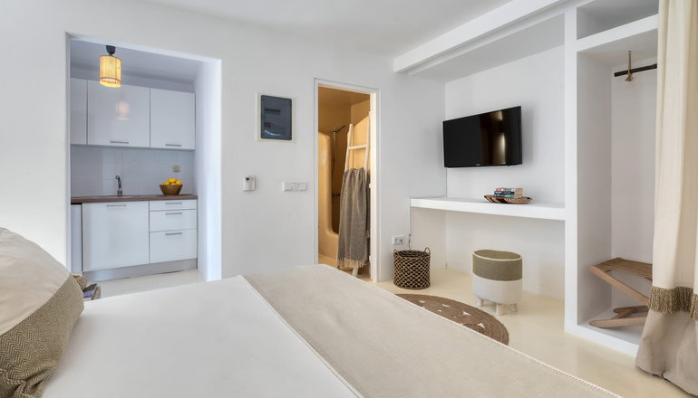 Amalgam Homes Paros