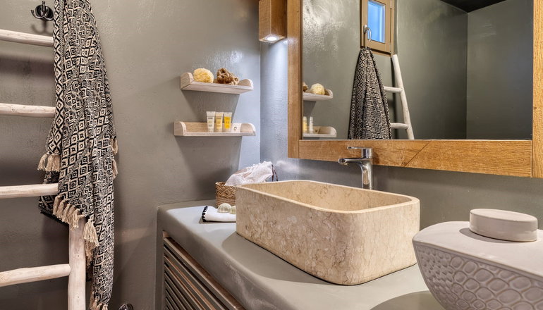 Amalgam Homes Paros