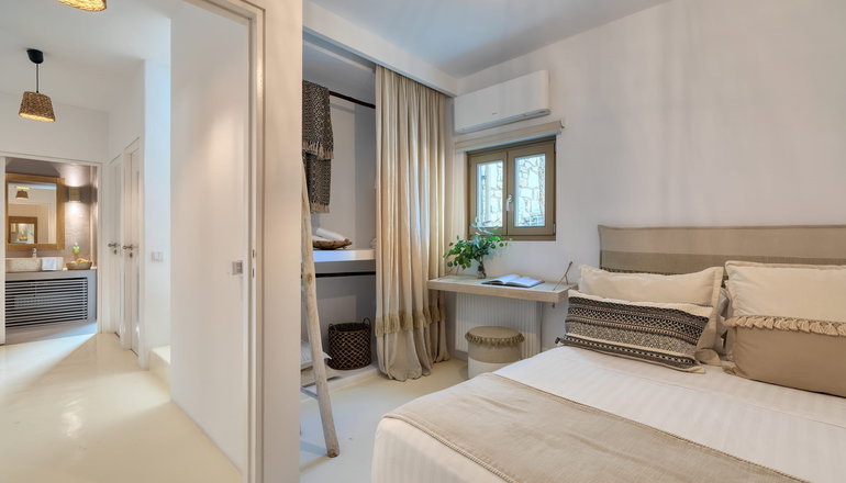 Amalgam Homes Paros