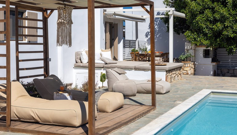 Amalgam Homes Paros